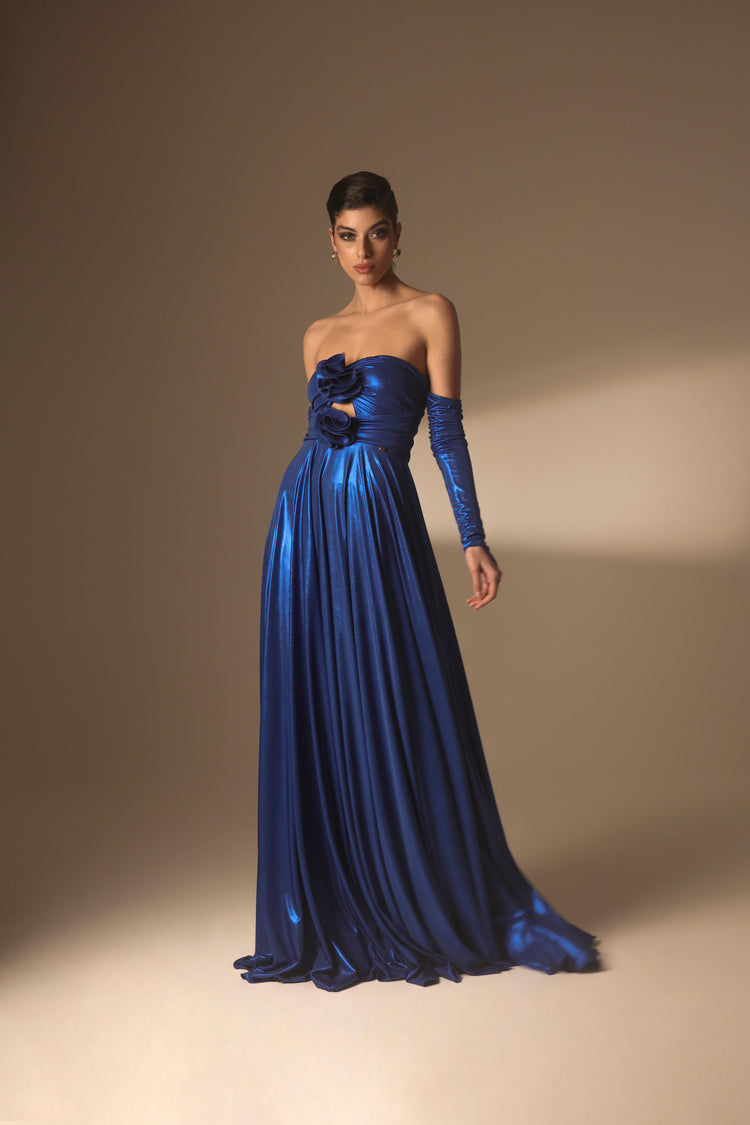 Long strapless dress with cut out in metallic jersey and flower decorations