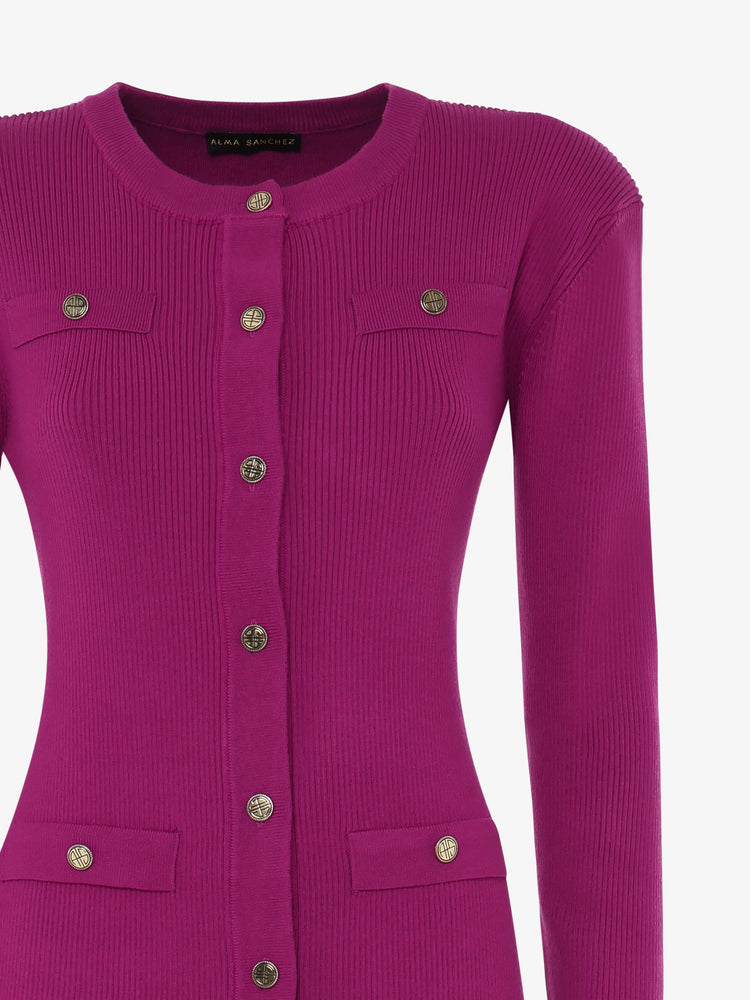 Abito in maglia a costine con bottoni metallici