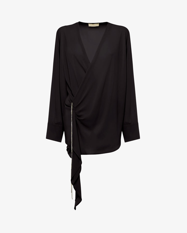 Blusa asimmetrica in georgette con scollo profondo e accessorio gioiello