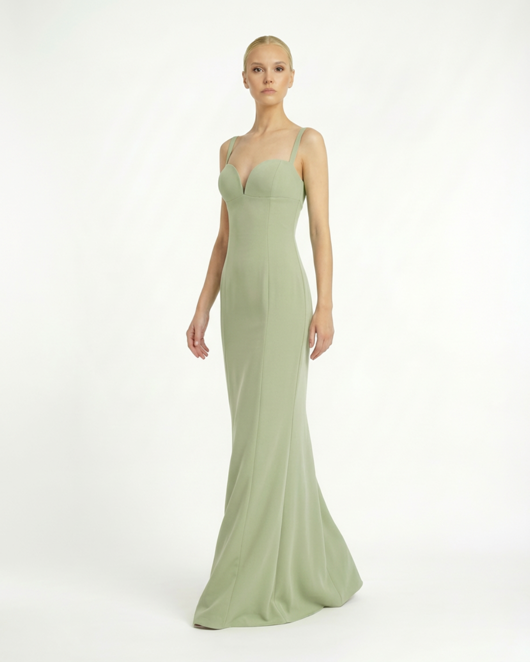 Abito Lungo con Scollo Cuore