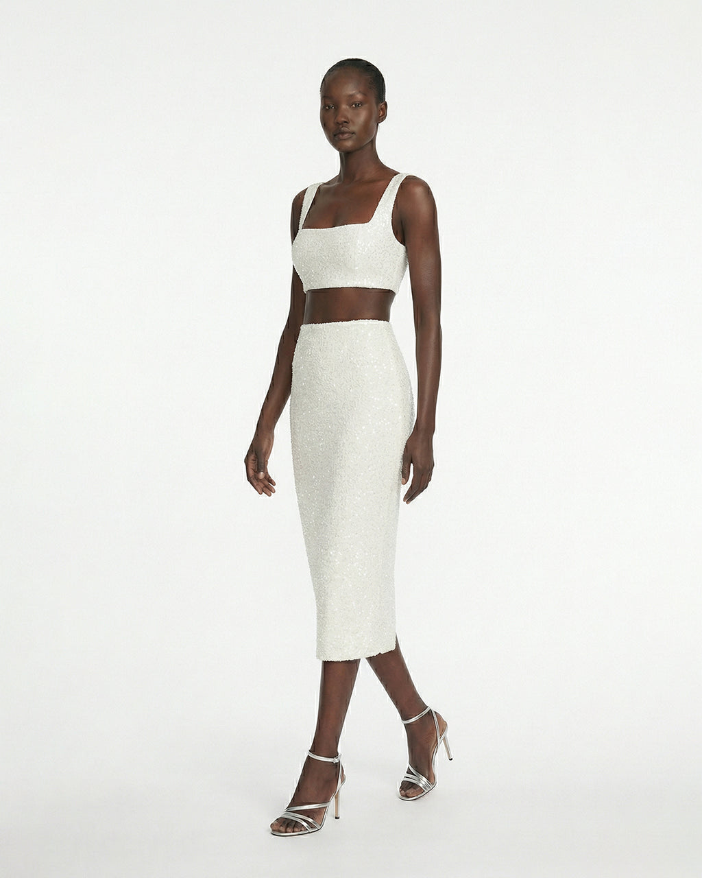 Top corto in pailettes