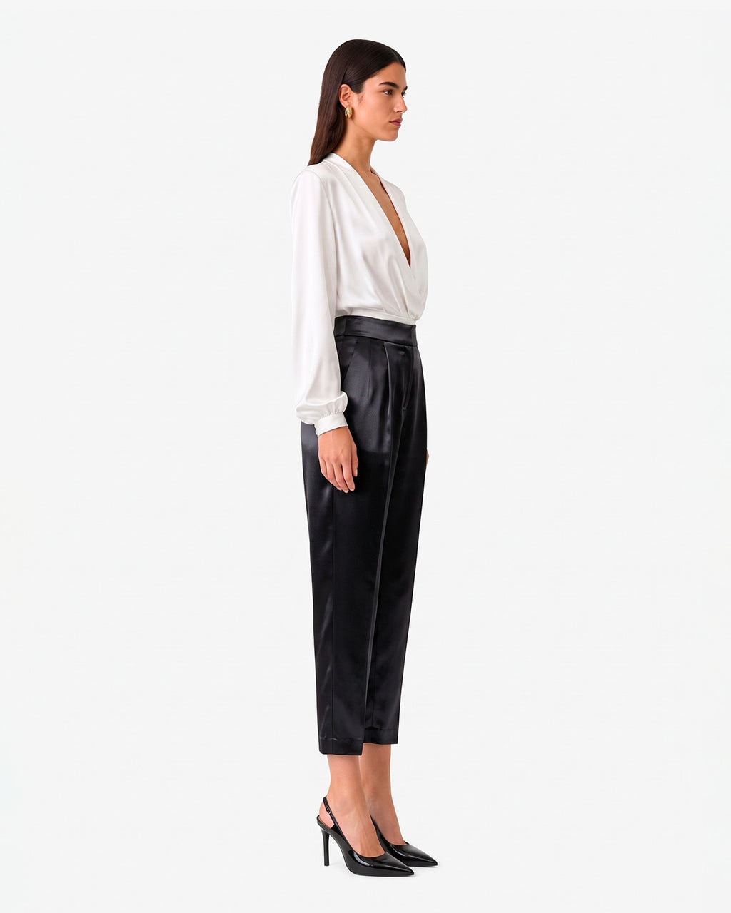 Pantalone con pinces in satin