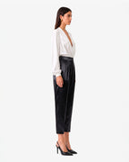 Pantalone con pinces in satin