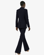 Tailleur in crêpe giacca monopetto e pantaloni flare