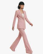 Tailleur in crêpe giacca monopetto e pantaloni flare
