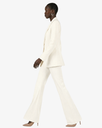 Tailleur in crêpe giacca monopetto e pantaloni flare
