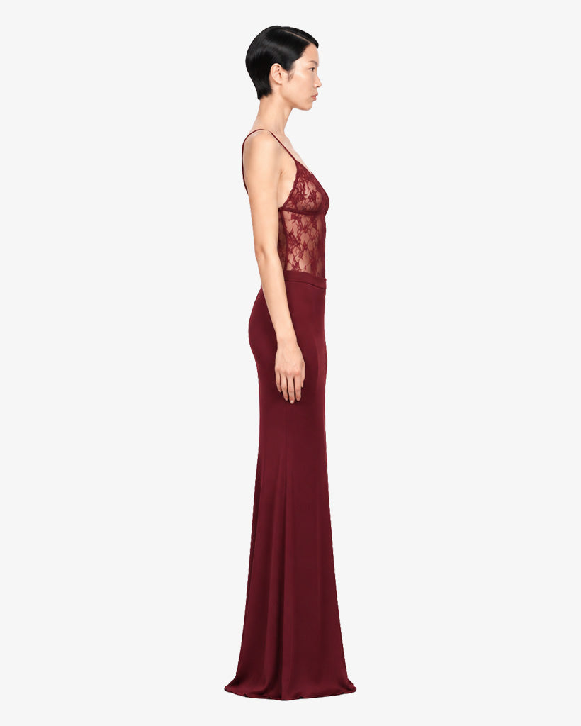 Body in pizzo con spalline sottili