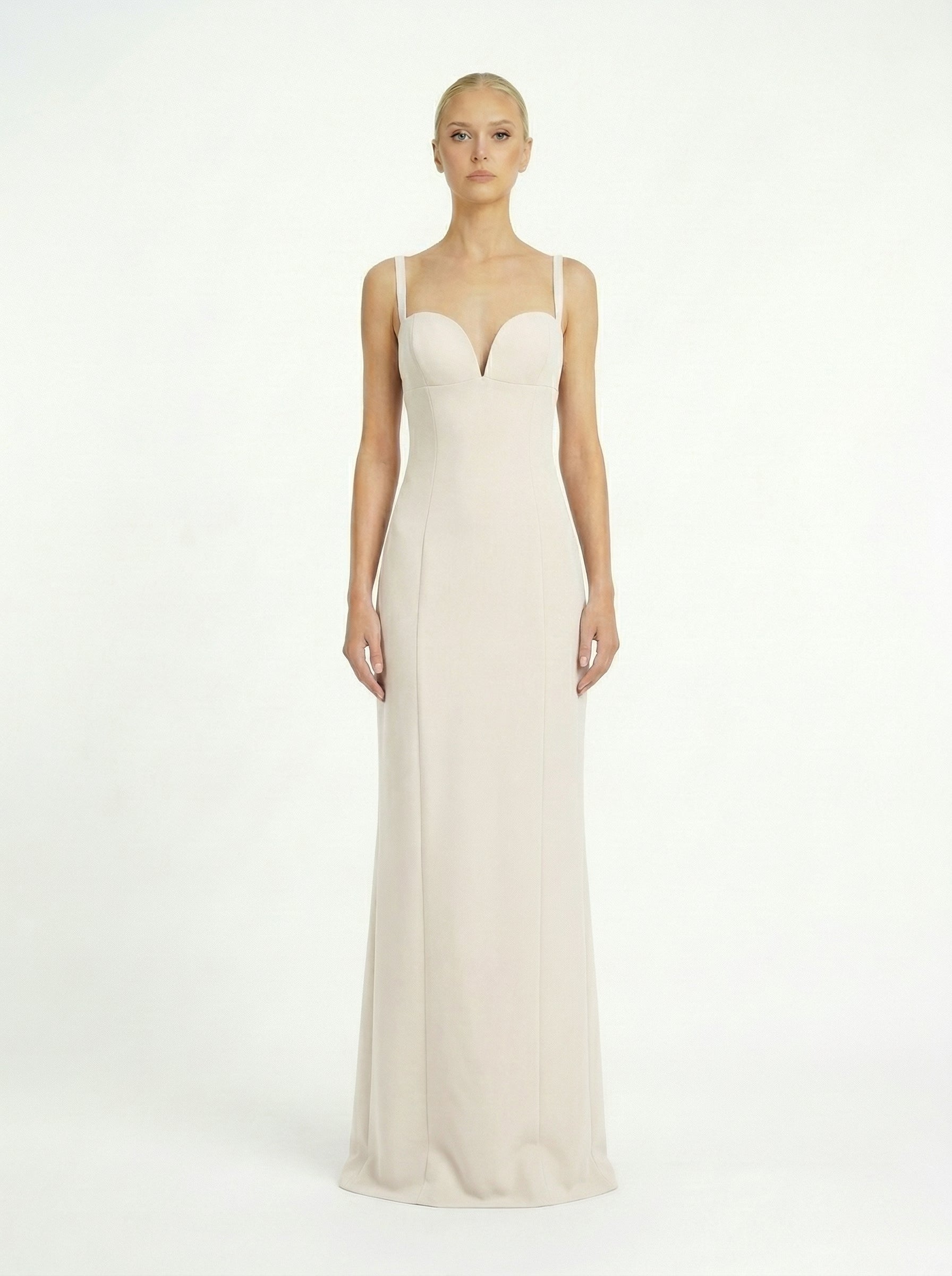 Abito Lungo con Scollo Cuore