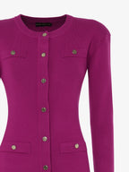 Abito in maglia a costine con bottoni metallici