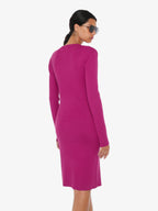 Abito in maglia a costine con bottoni metallici