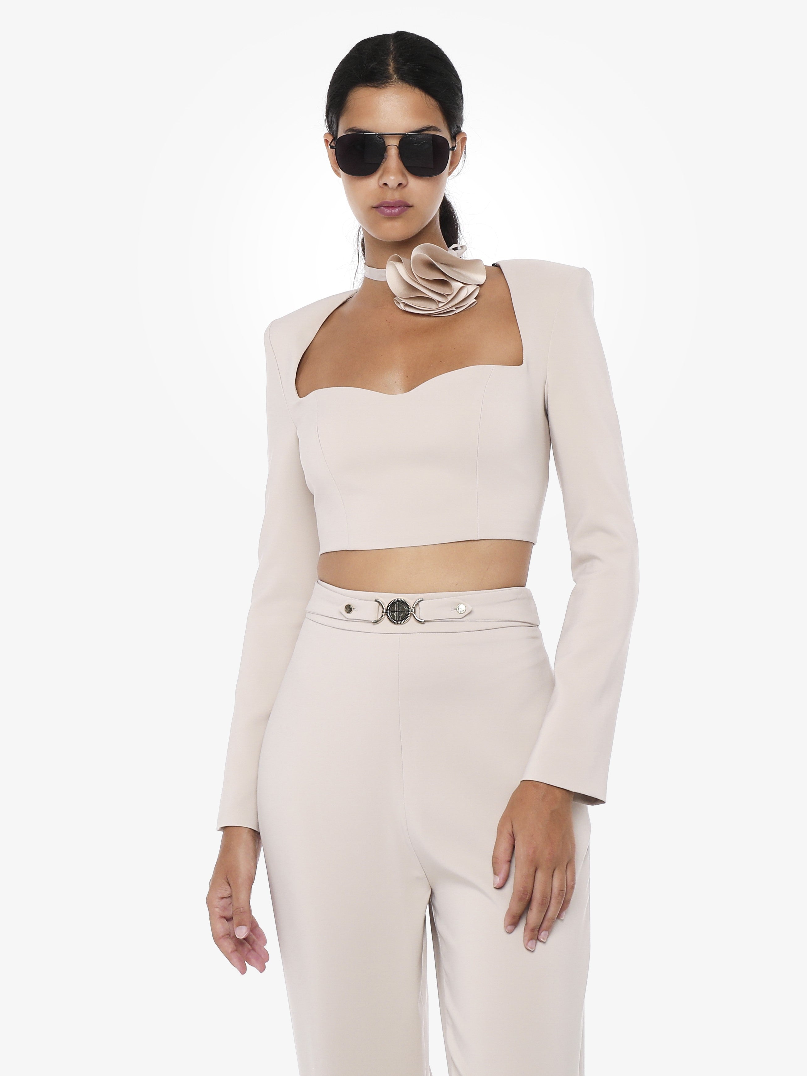 Long-sleeved crop top in technical fabric and flower choker