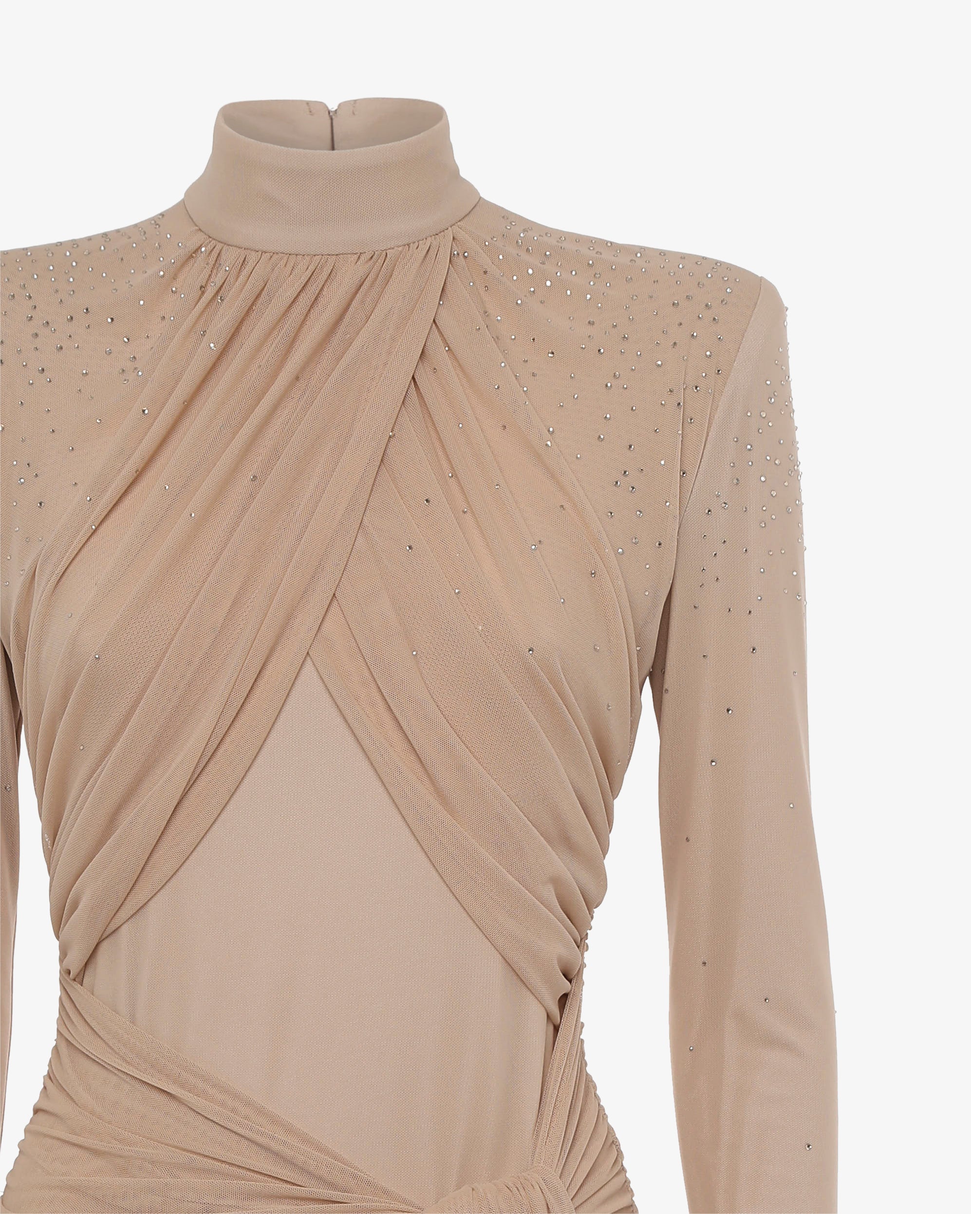 Abito midi accollato con drappeggi e strass